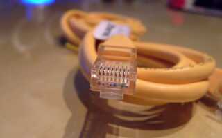 Ethernet против оптоволоконных кабелей: в чем разница и как они работают?