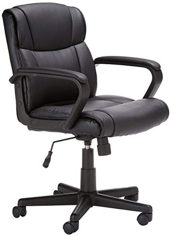 AmazonBasics MidBack Офисное кресло