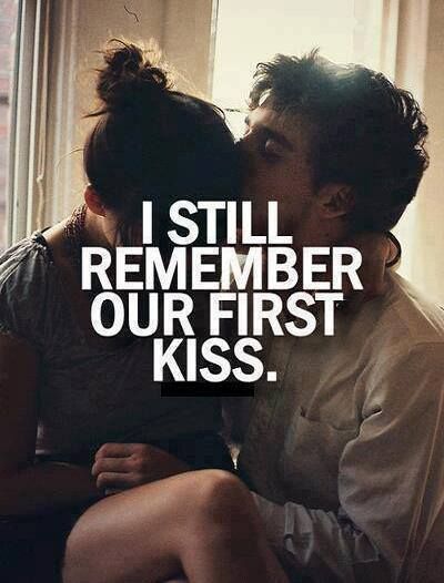 первый поцелуй. скучаю
